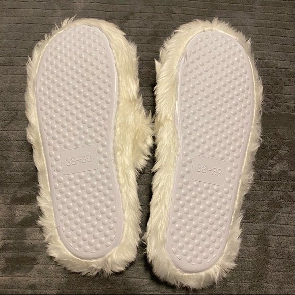 White Fuzzy Slippers - Picture 3 of 4